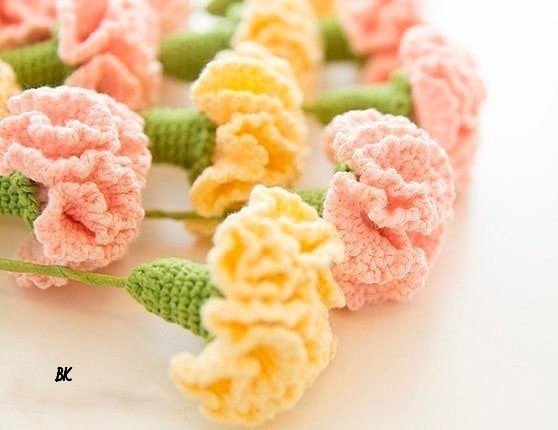 Красивые гвоздики крючком Красивые гвоздики крючком